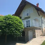 Farkas * Rezi